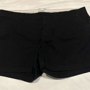 Old Navy Women's Classic Black Bermudas